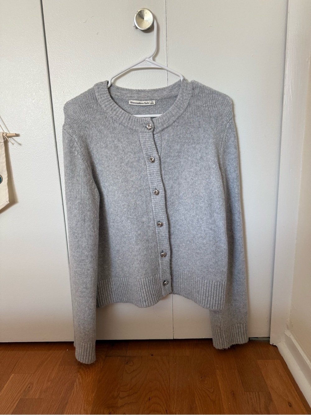 Abercrombie & Fitch Gray Button-Front Crewneck Cardigan